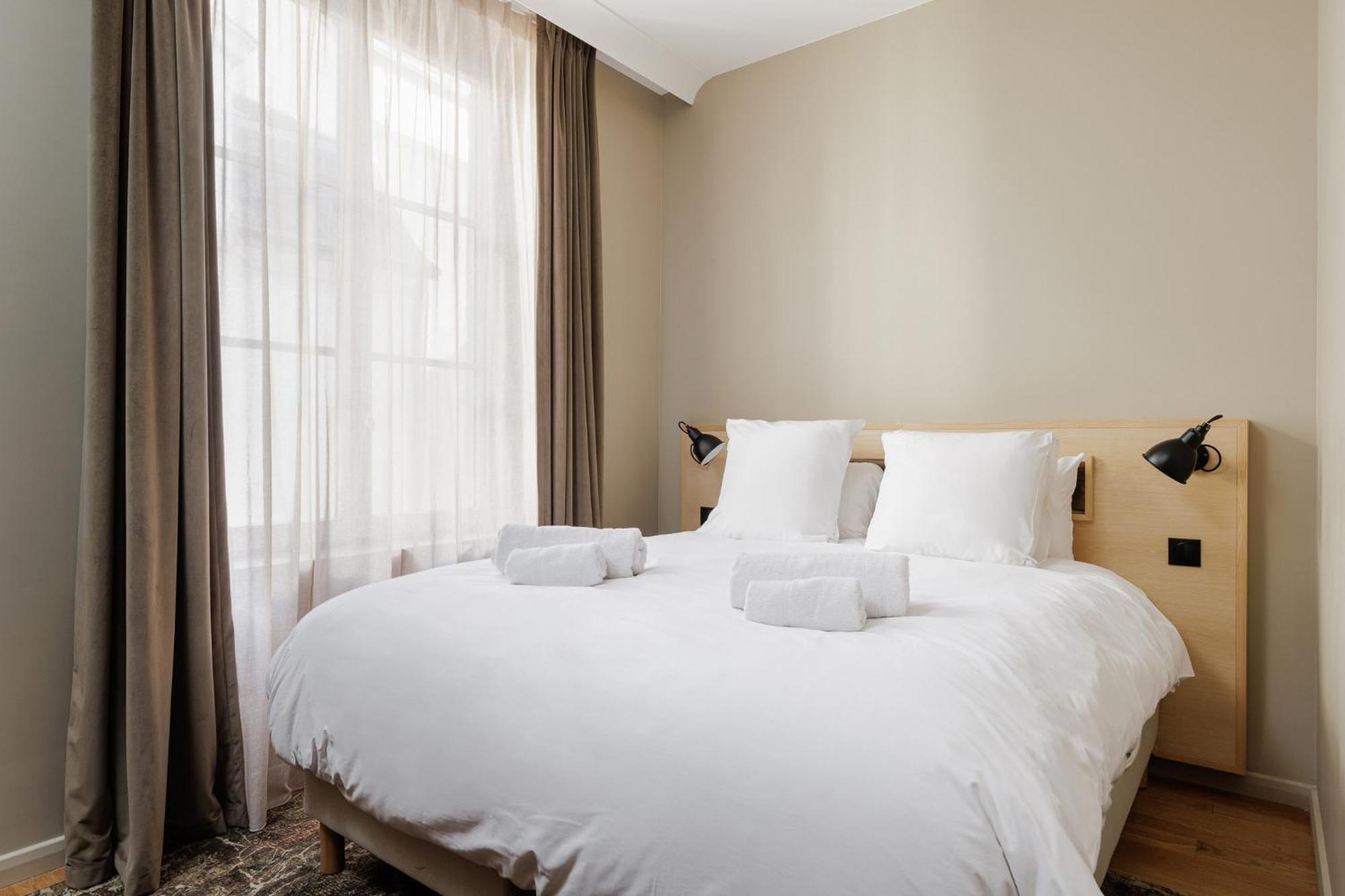 Hotel Des Sept - Entree Autonome, Reception En Ligne - Encore Mieux Orleans Luaran gambar